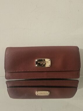 MICHAEL KORS Burgundy Leather Continental Wallet